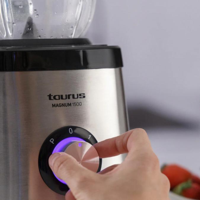 Блендер Taurus Magnum 1500 1500w мощност, 1,5l стъклена кана и ледос
