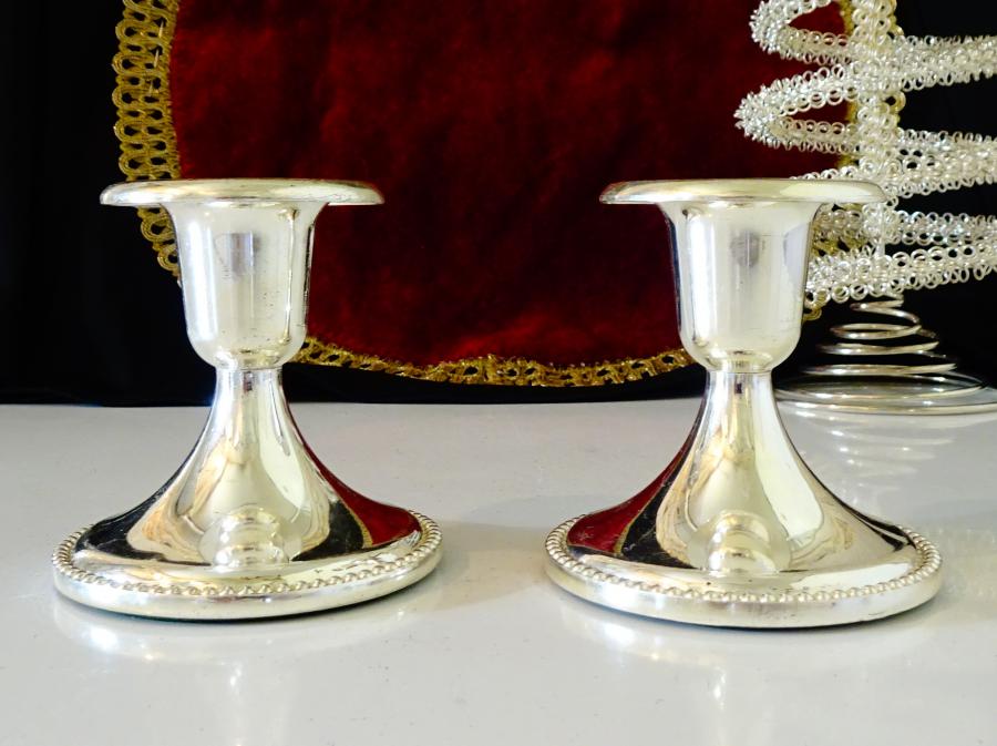 Английски посребрен свещник, печат.