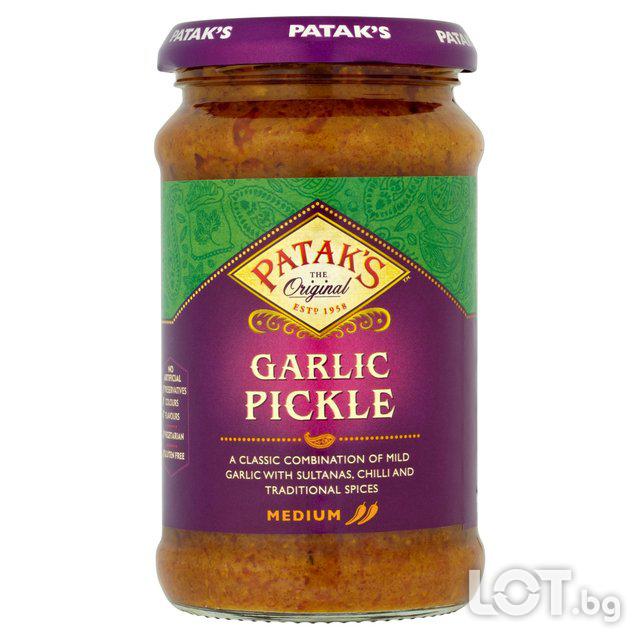 Pataks Garlic Pickle 300g Патакс Пикантна Туршия с Чесън 300гр