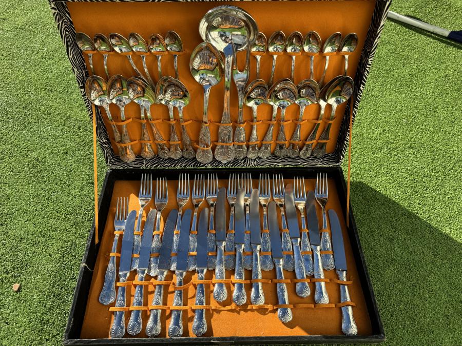 Немски комплект посребрени прибори 51 части