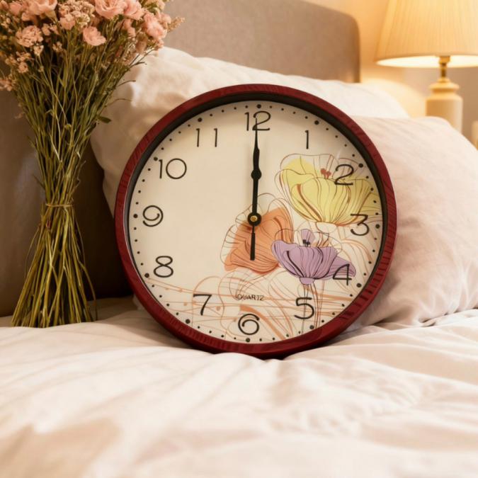 Стенен часовник 25 см стилен подарък за дом, уют и организация