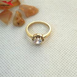 Пръстен с 14К златно покритие и с цирконий