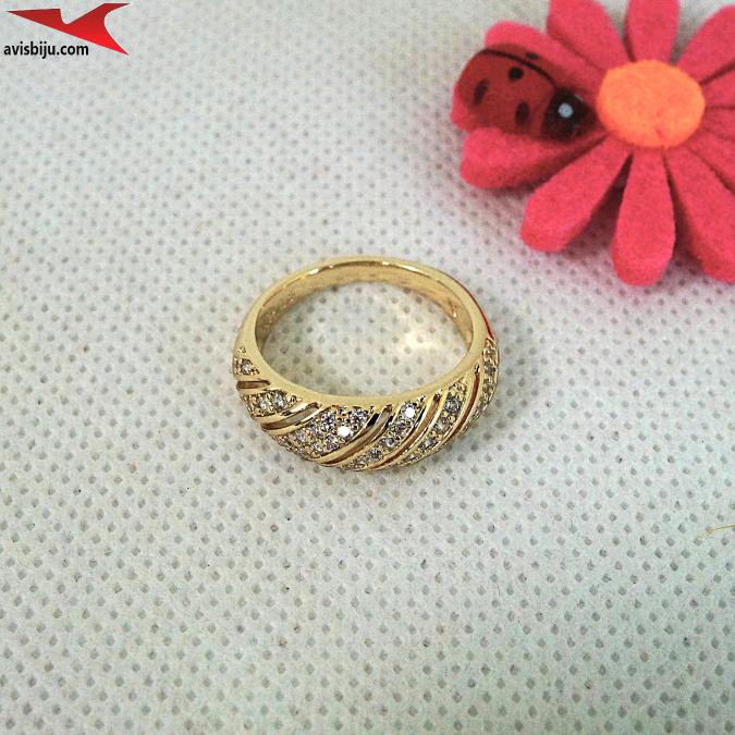 Пръстен с 14К златно покритие и с цирконий