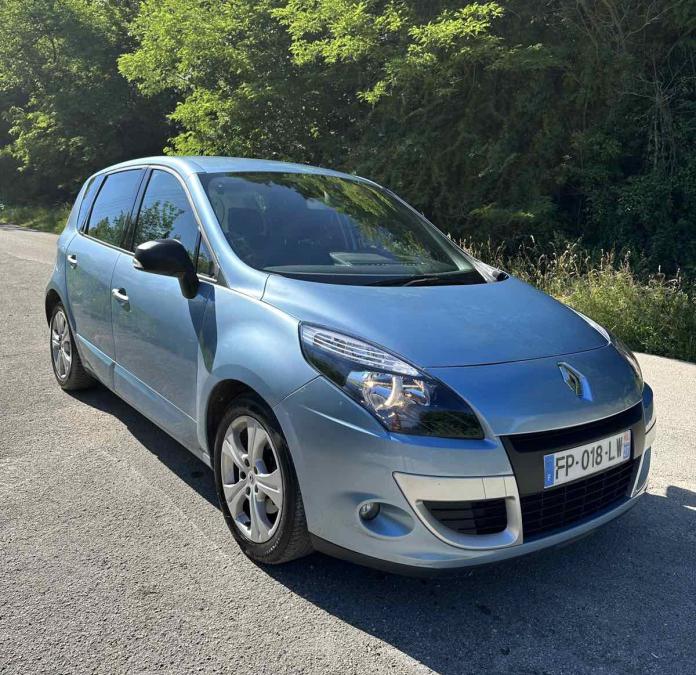 Renault Scenic, 2009г., 180500 км, 4790 €