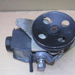 Хидравлична помпа Toyota Avensis 1.6 T22 1.6 i At220  101 K. C. 199
