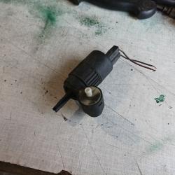 Помпичка чистачки за Опел Астра F. 96 год.