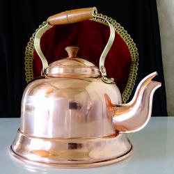 Меден чайник, чиста червена мед 2.5 л.