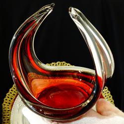 Бонбониера кошничка цветно стъкло на Paul Kedelv.