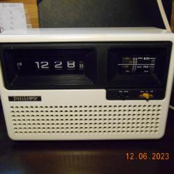 Philips 7250 Radio Flip Alarm Clock vintage 76