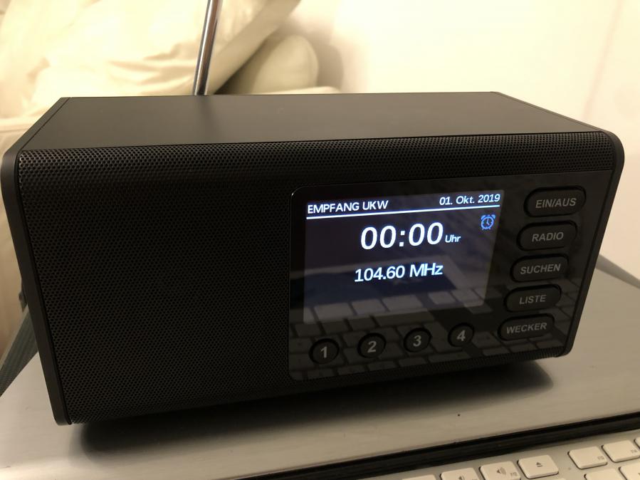 Радио Hama DAB черно