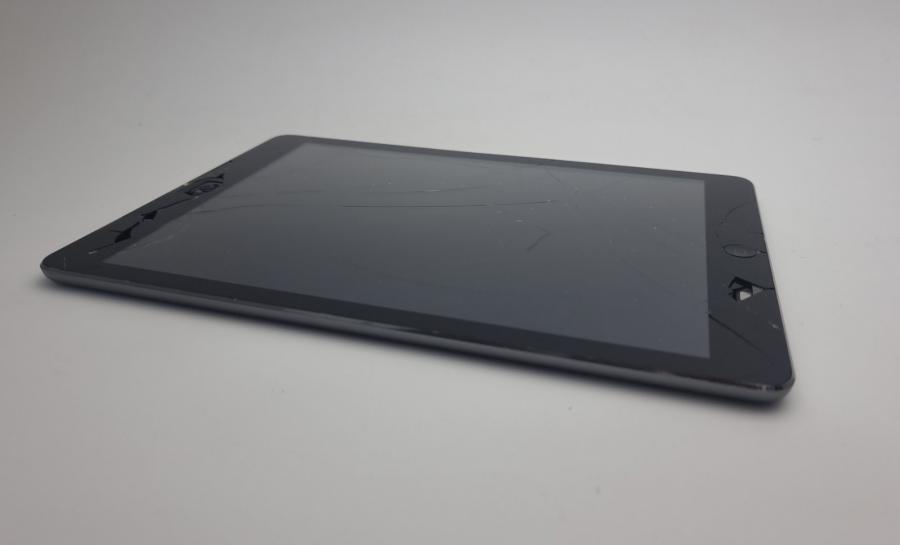 Смяна на дисплей на Ipad - всички модели Сервиз Mlgroup София