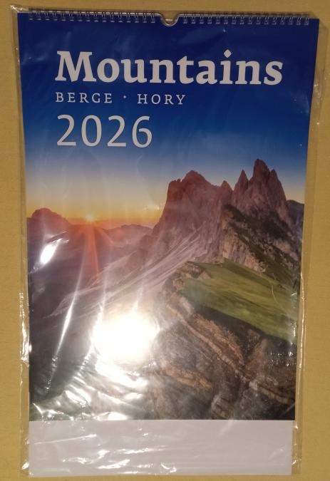 Многолистов Стенен Календар 2026 Mountains  Планини