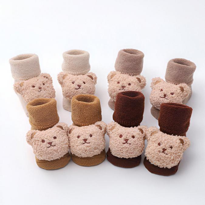 Неплъзгащи се бебешки чорапи с дизайн на мече - Незаменим комфорт и бе