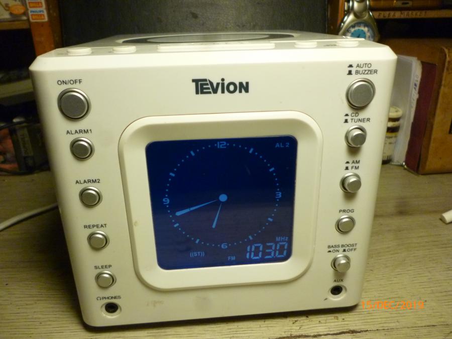 Tevion CDR 294 radio clock cd alarm stereo