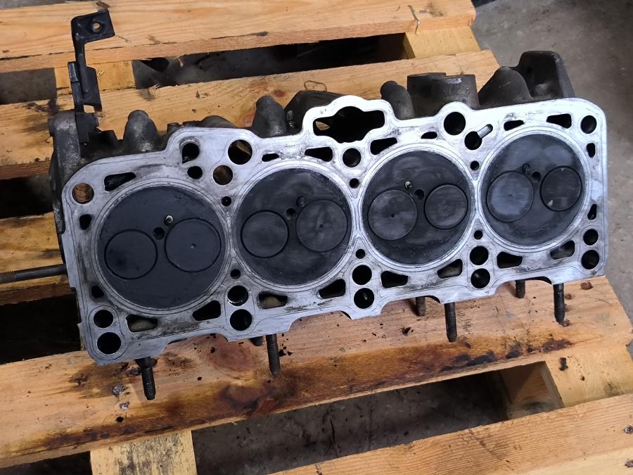 Цилиндрова глава за 1.9тди Голф 4 Ауди А3 Сеат Шкода VW Golf 4 Audi A3..