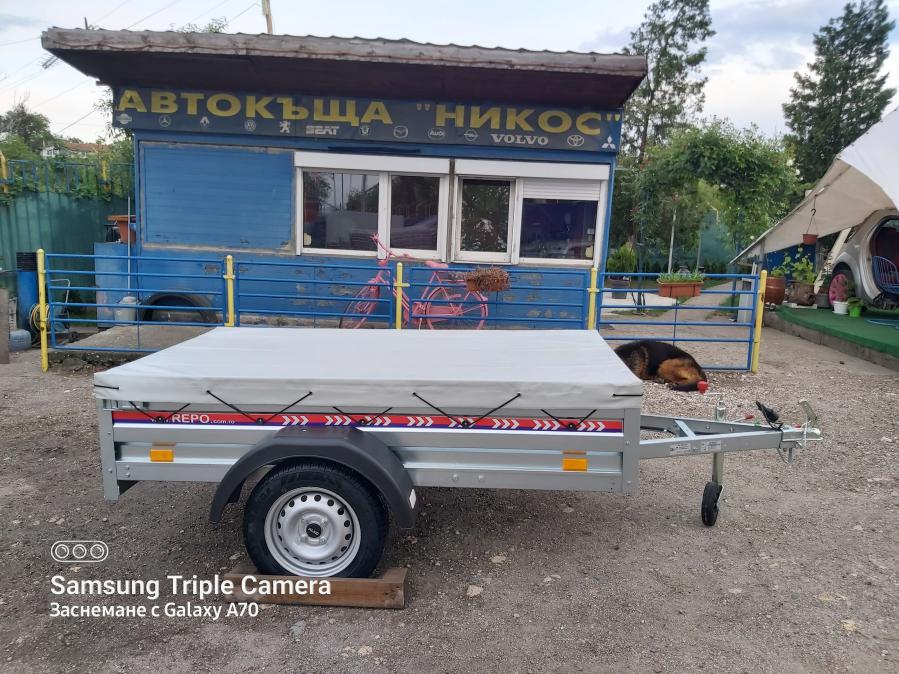 Туристическо ремарке Repo RPP с плосък брезент