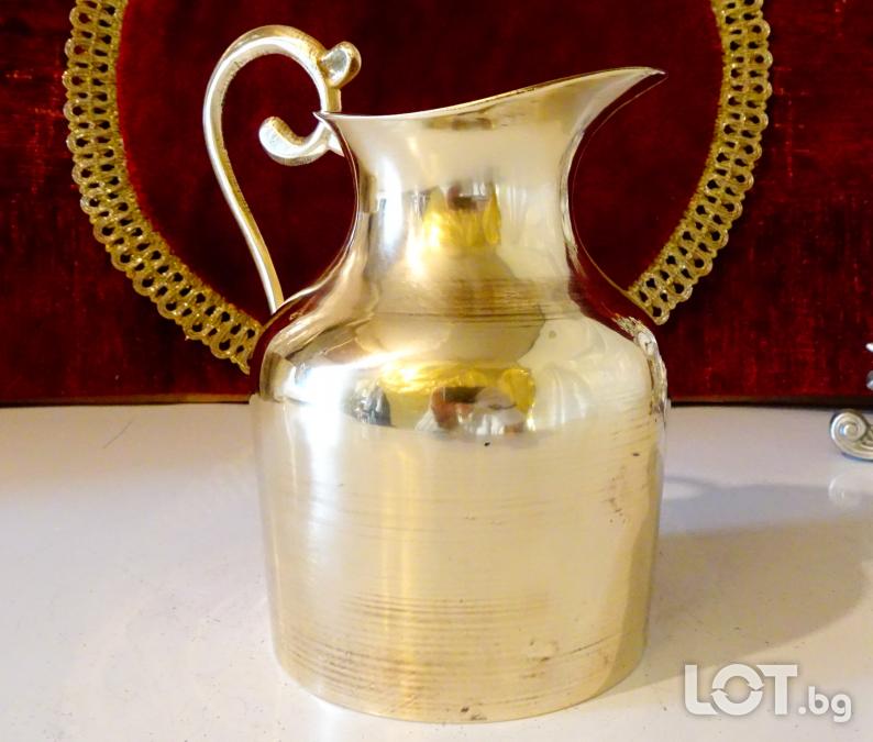 Бронзова кана за вино 480 гр., 500 мл., позлата.
