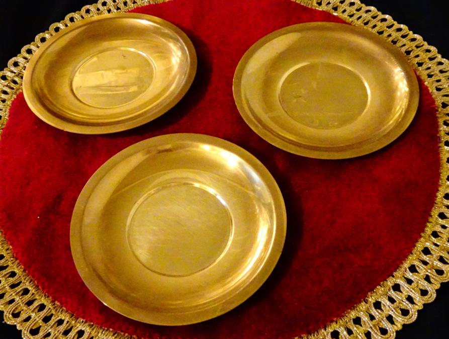 Бронзови чинии 3 броя.