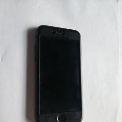 Продавам Iphone 7, 32 GB